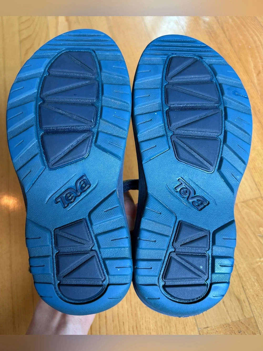 Teva Hurricane XLT 2 Sandals kids Kishi dark blue Striped Toddler Boys Size 13